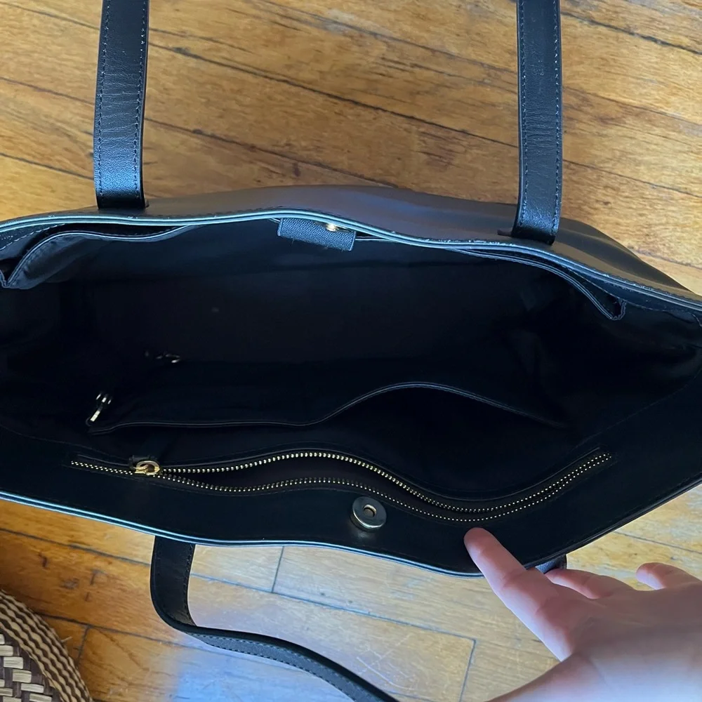 Quince Italian Leather Tote - Picture 3 of 7
